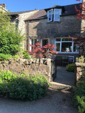 Mews Cottage Arnside - 2 Bedroom Cottage